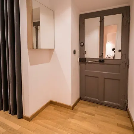 Le Balcon De La Vieille Apartamento *