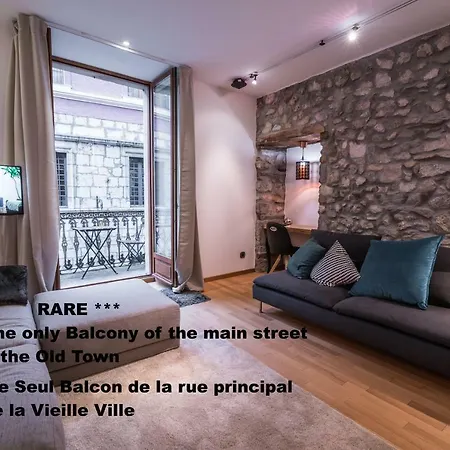 Le Balcon De La Vieille